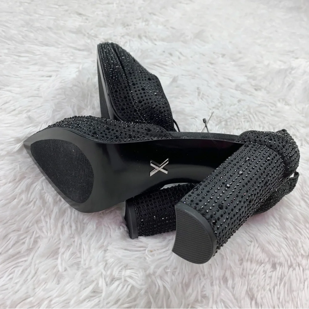 Express Rhinestone Closed Pointed Toe‎ Platform Pumps